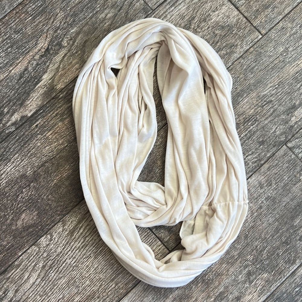 Bohme Cream Infinity Scarf